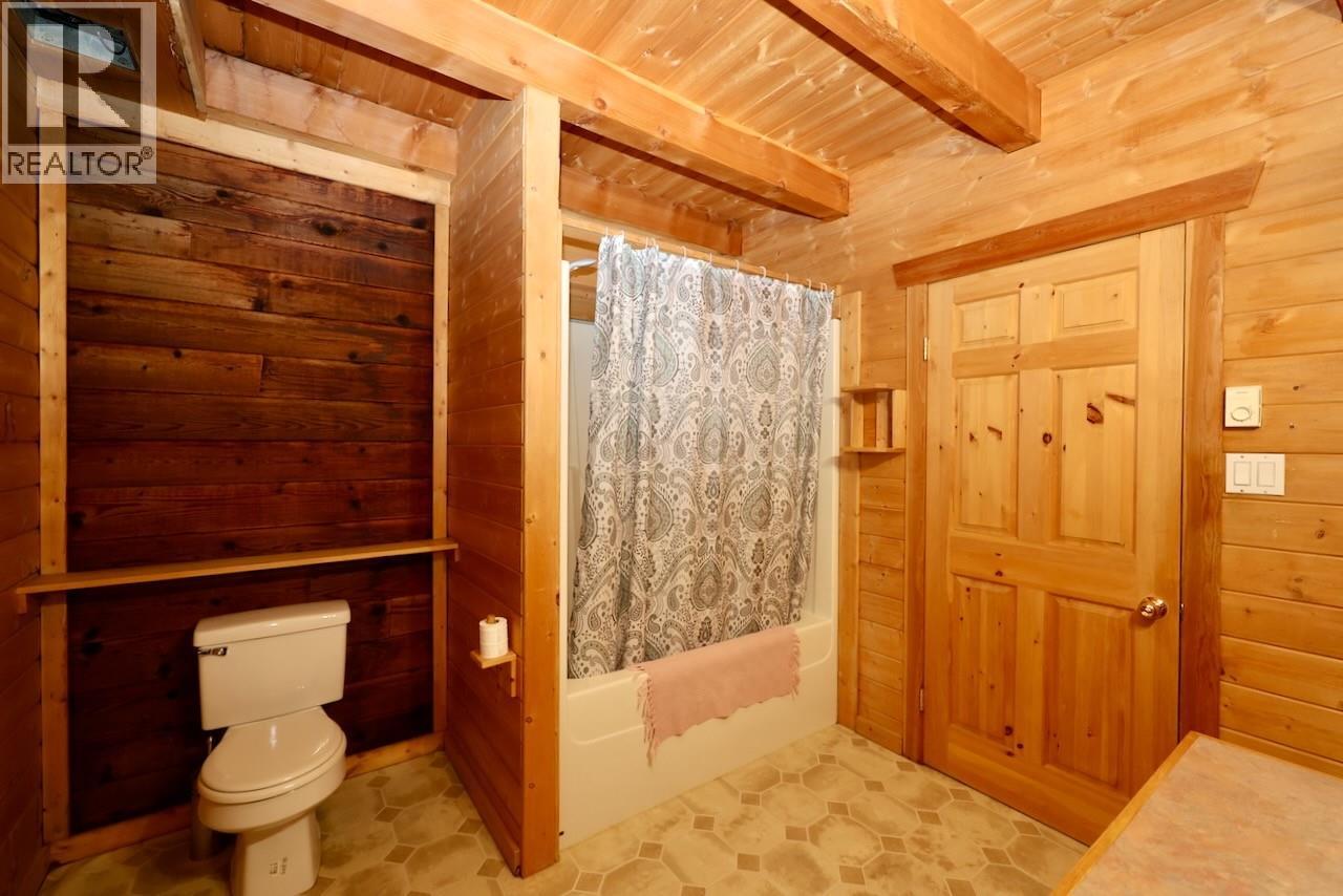 3483 HIGHWAY 95 - 43