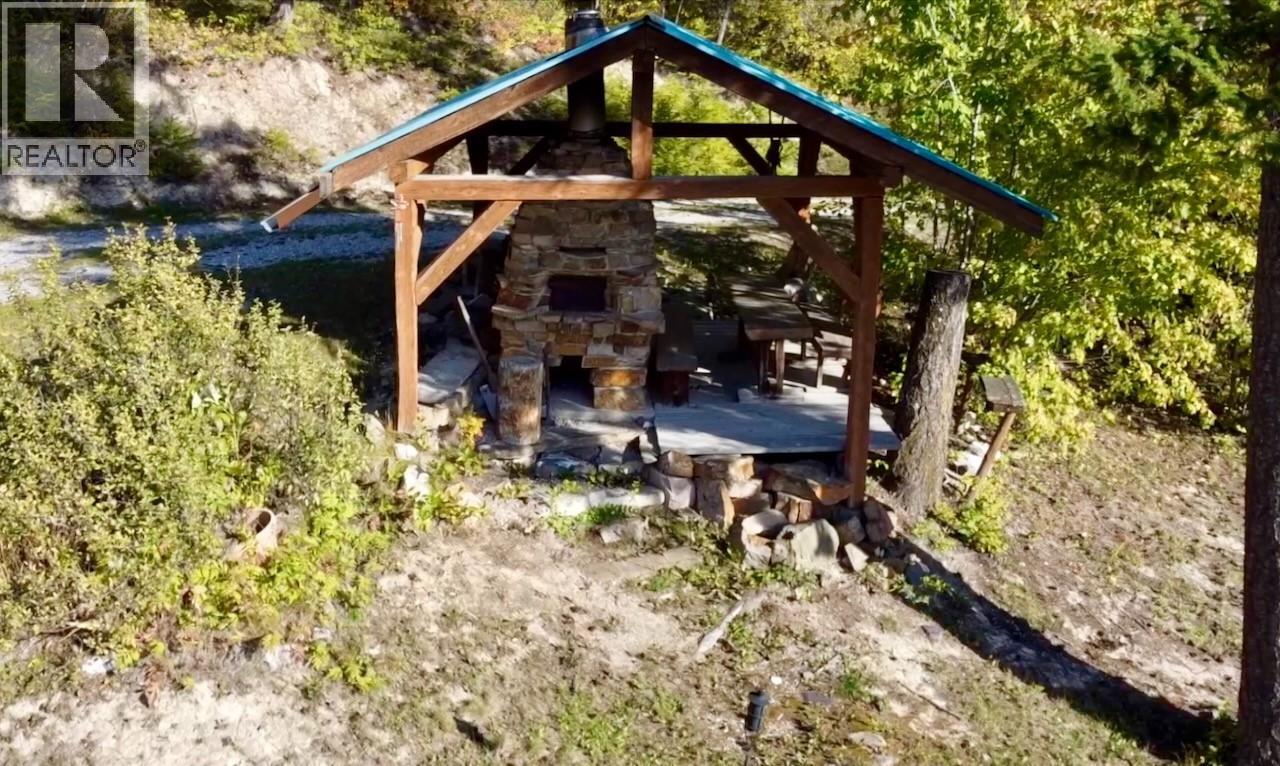 3483 Highway 95 - 88