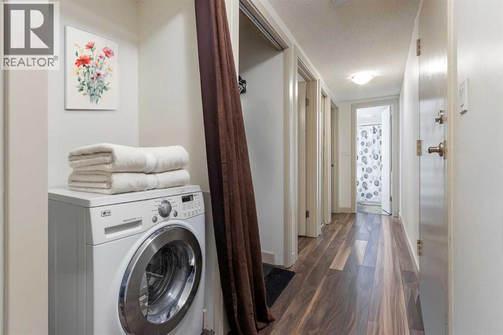 Single Family House for Sale in    Avenue SW Sunalta Calgary 