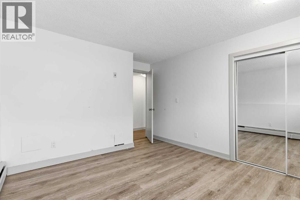 Single Family House for Sale in    Avenue SW Sunalta Calgary 