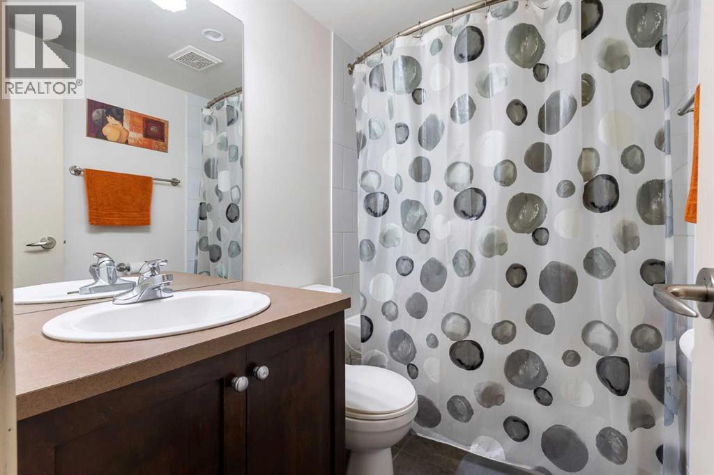 Single Family House for Sale in    Avenue SW Sunalta Calgary 