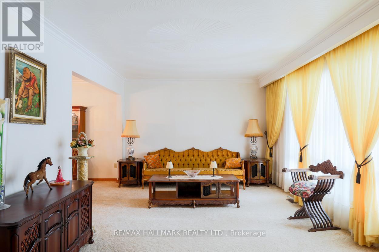 68 FERGALEA AVENUE - Photo 3 of 29, Toronto (West Hill), Ontario