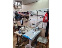 8 - 2323 Bloor Street W, Toronto, ON M6S4W1 Photo 12