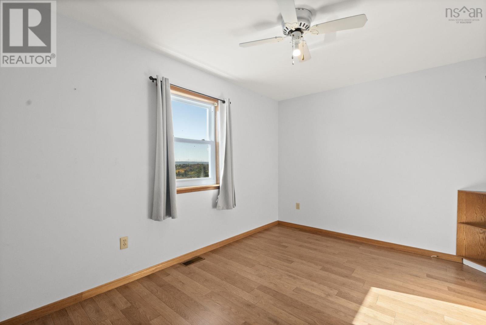 Property 15 of 33 of 454 Lawrence Road