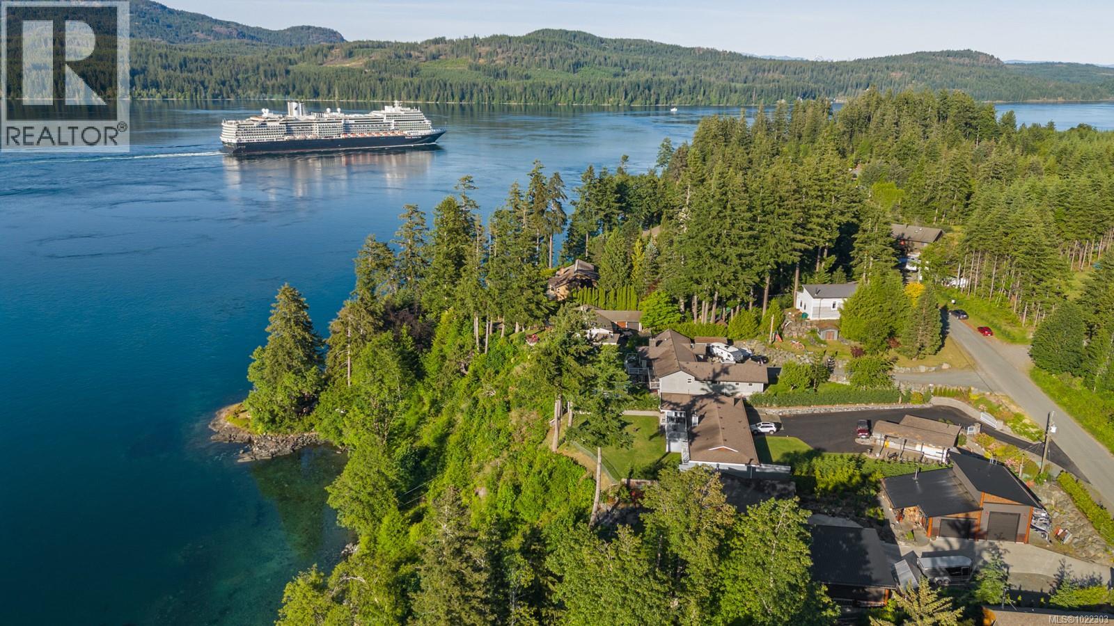 5898 Race Point Rd, Campbell River