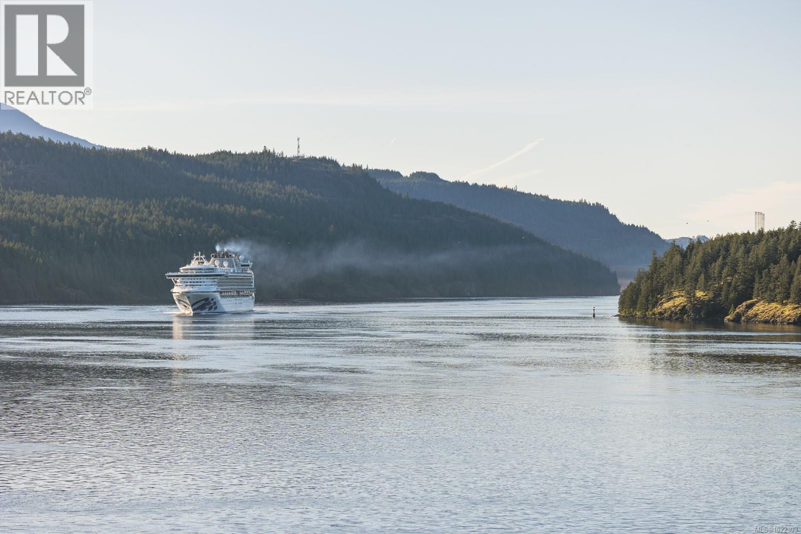 5898 Race Point Rd, Campbell River