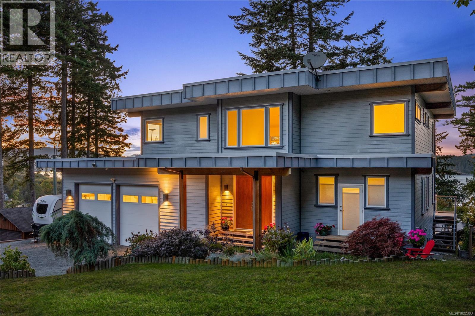 5898 Race Point Rd, Campbell River