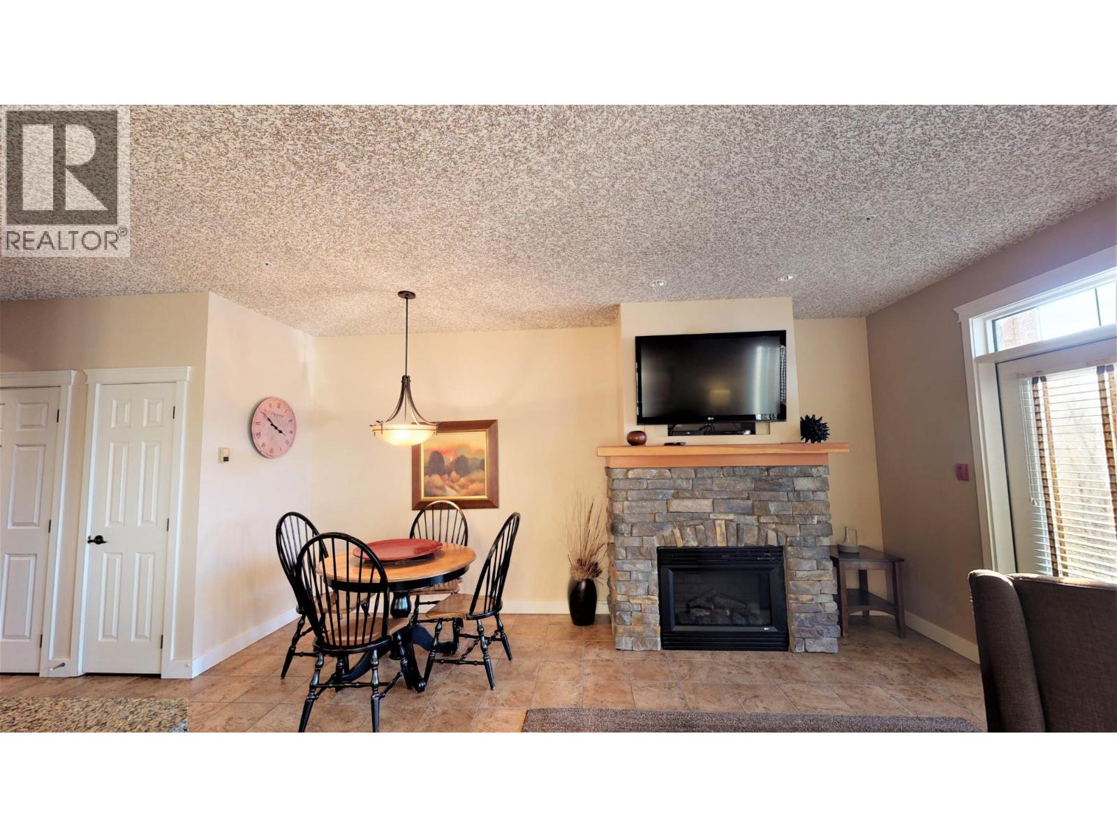 415 Q 400 BIGHORN Boulevard, Radium Hot Springs
