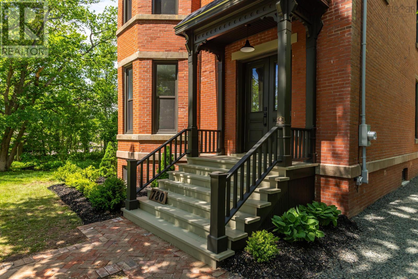 Property 3 of 29 of 780 St. George Street