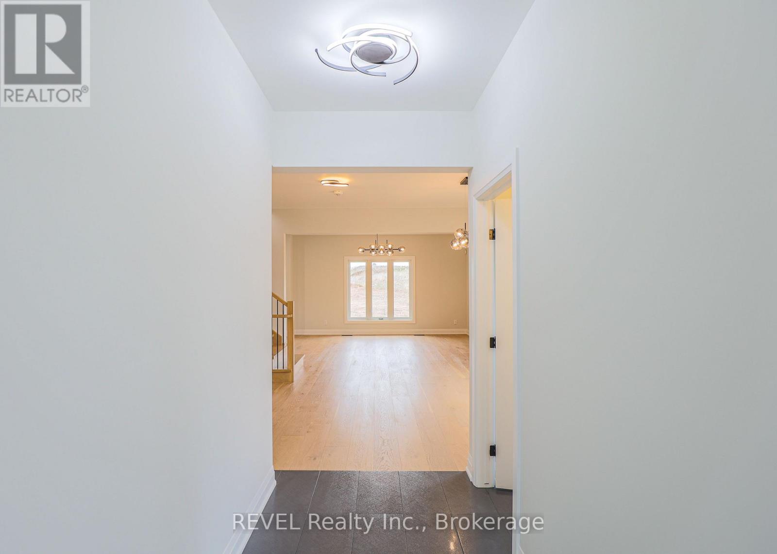 111 ACACIA ROAD - Photo 4 of 38, Pelham (Fonthill), Ontario