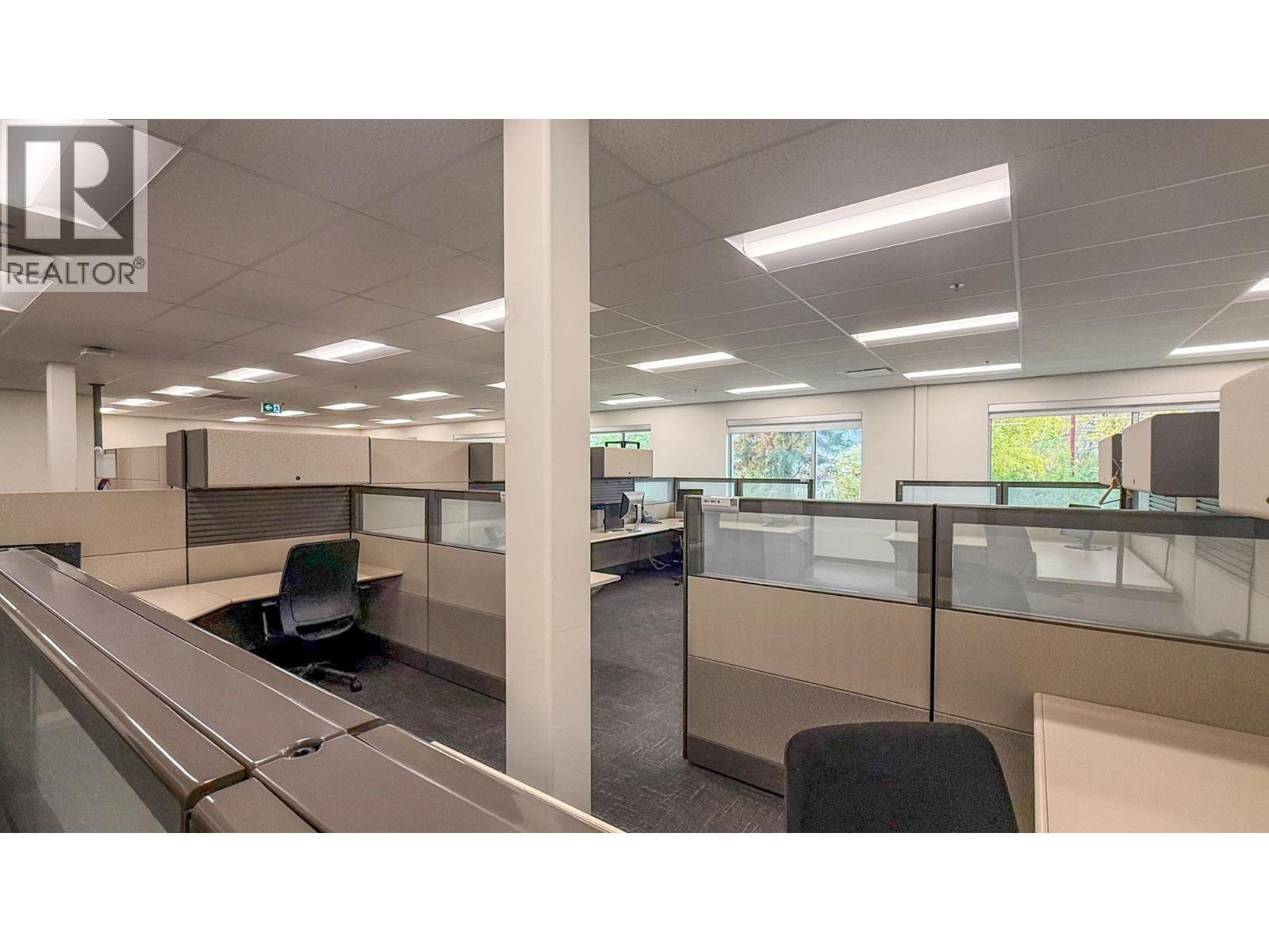 100 1090 Manhattan Drive, Kelowna