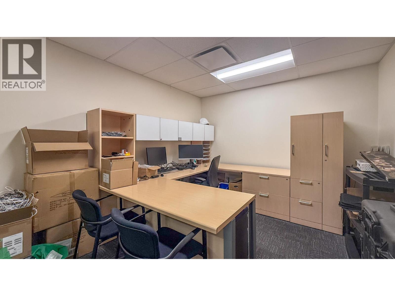 100 1090 Manhattan Drive, Kelowna