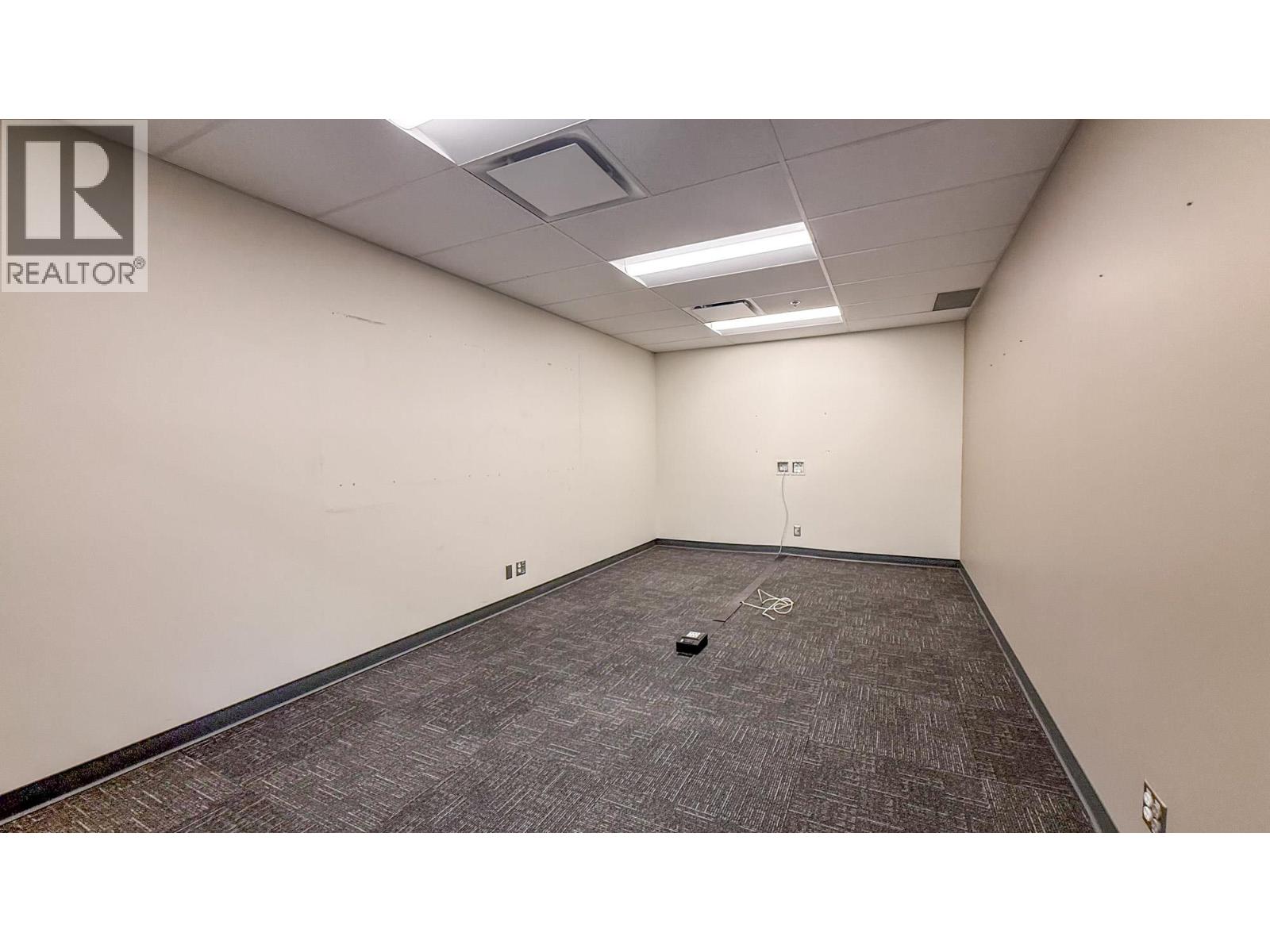 100 1090 Manhattan Drive, Kelowna