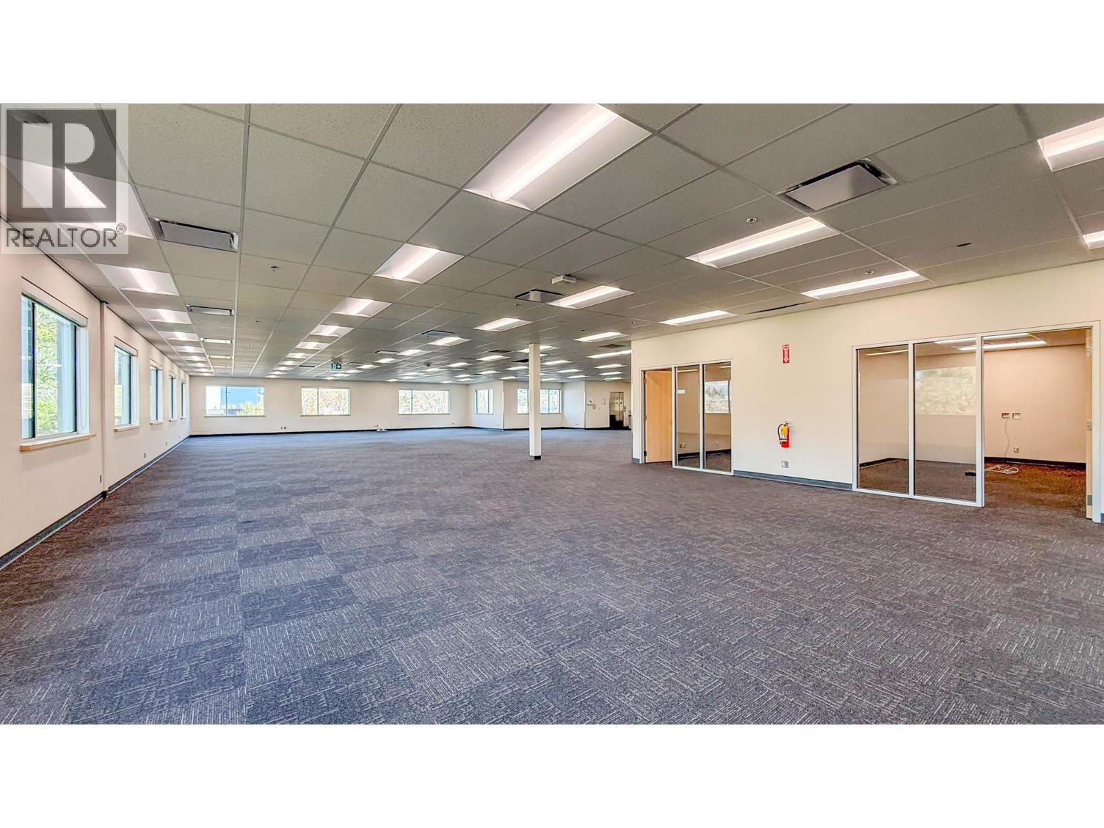 100 1090 Manhattan Drive, Kelowna