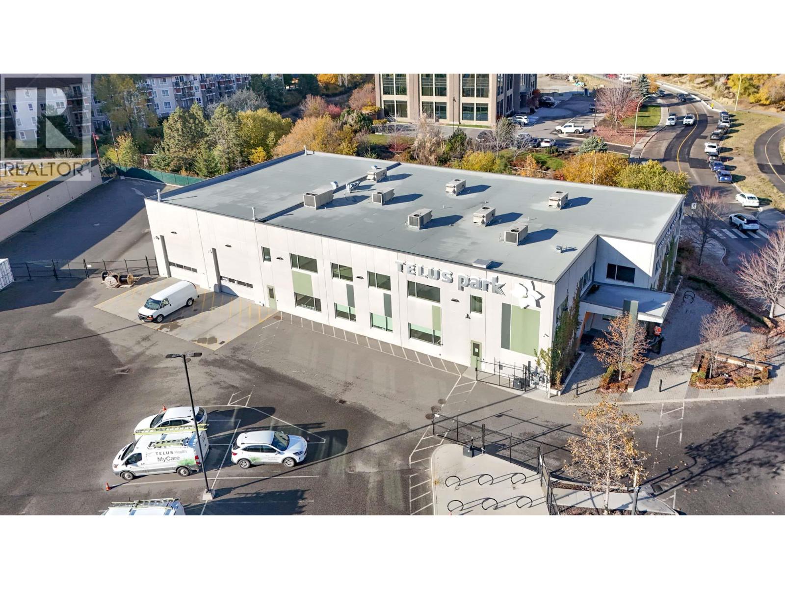 100 1090 Manhattan Drive, Kelowna