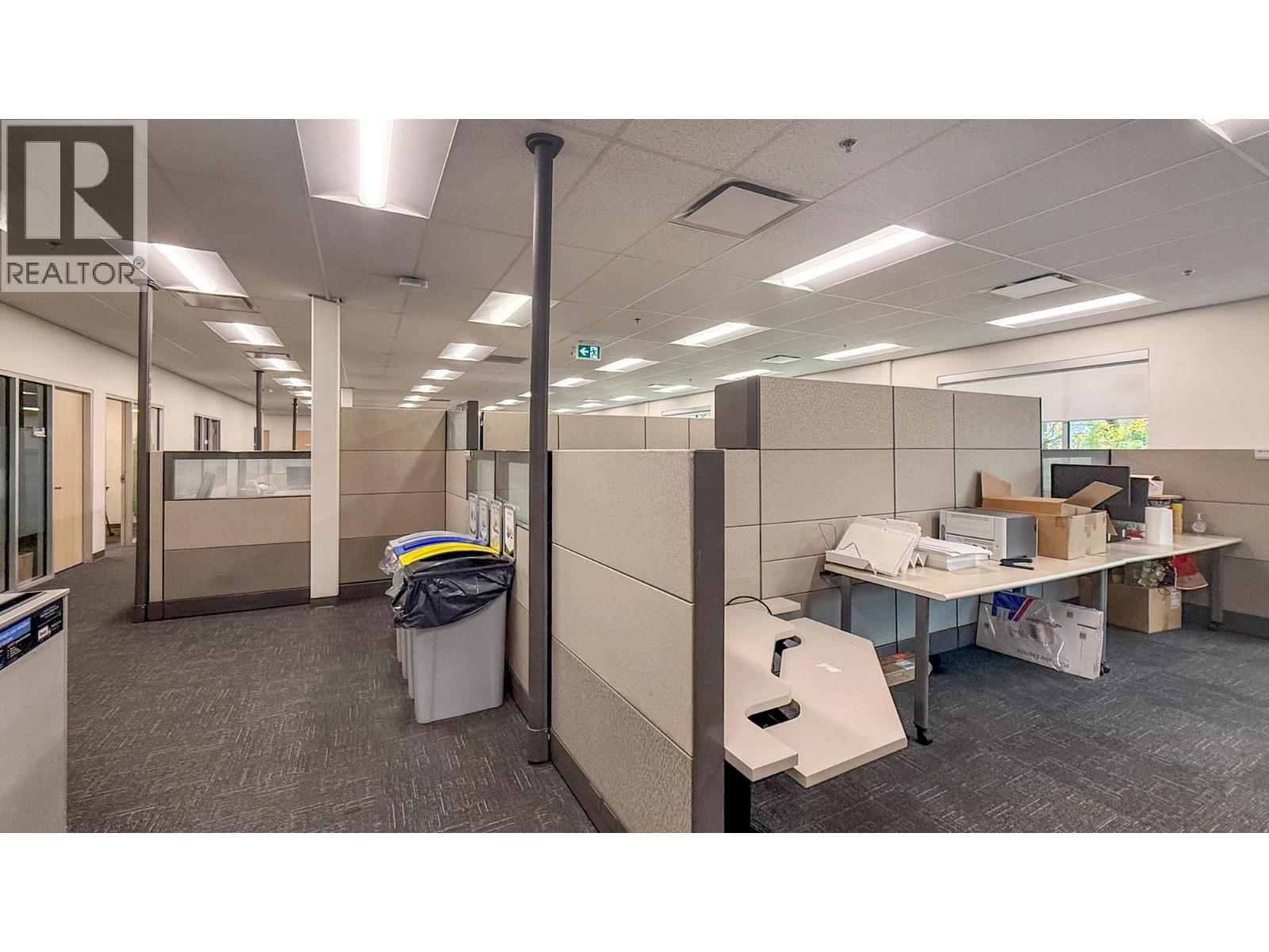 100 1090 Manhattan Drive, Kelowna