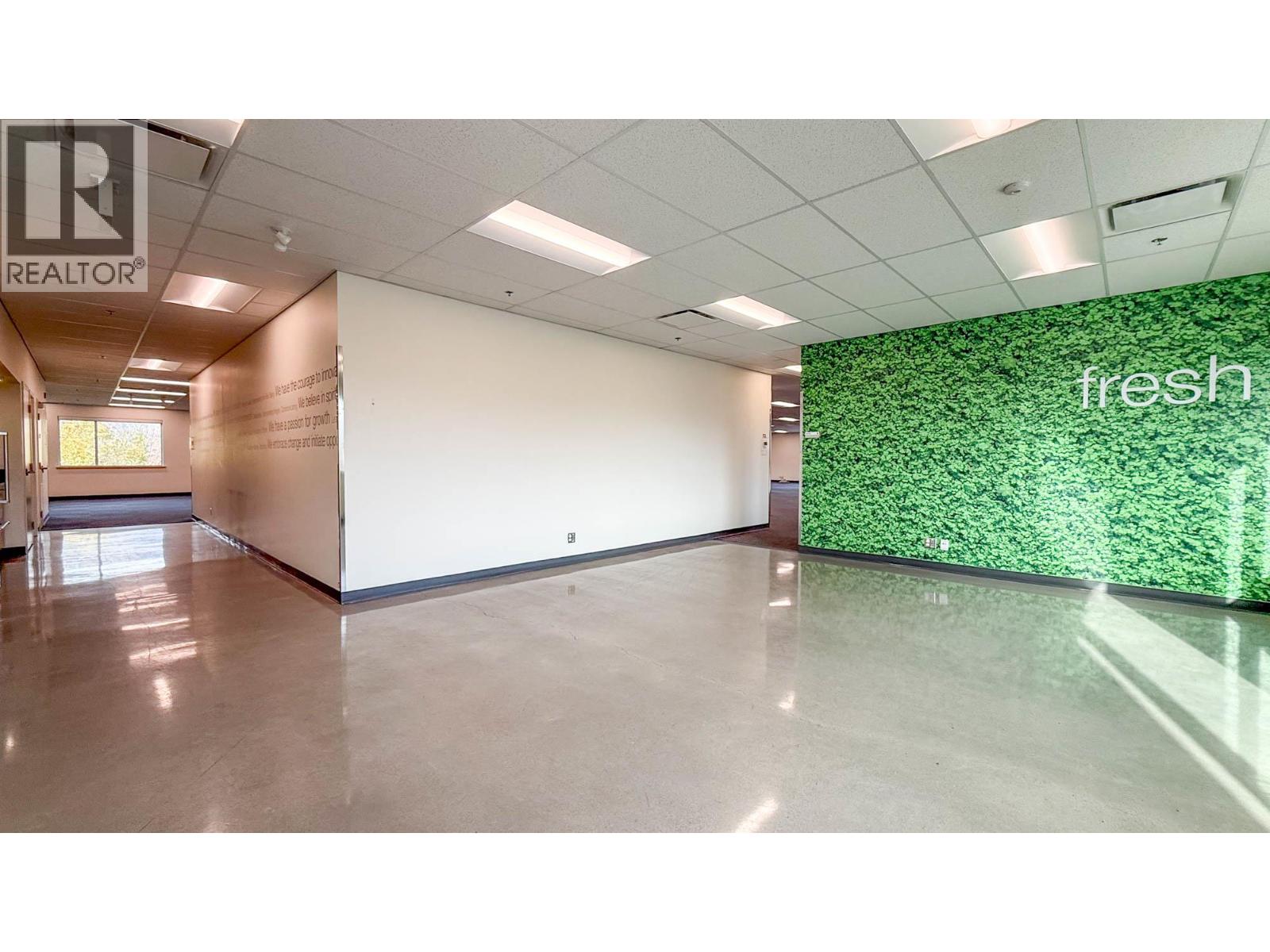 200 1090 Manhattan Drive, Kelowna