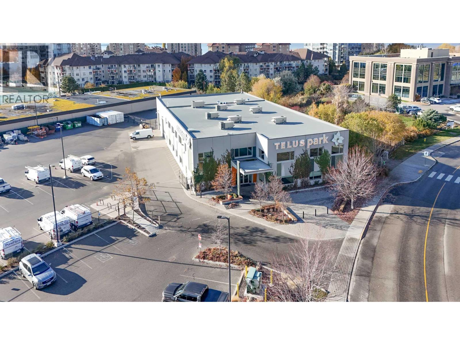 200 1090 Manhattan Drive, Kelowna