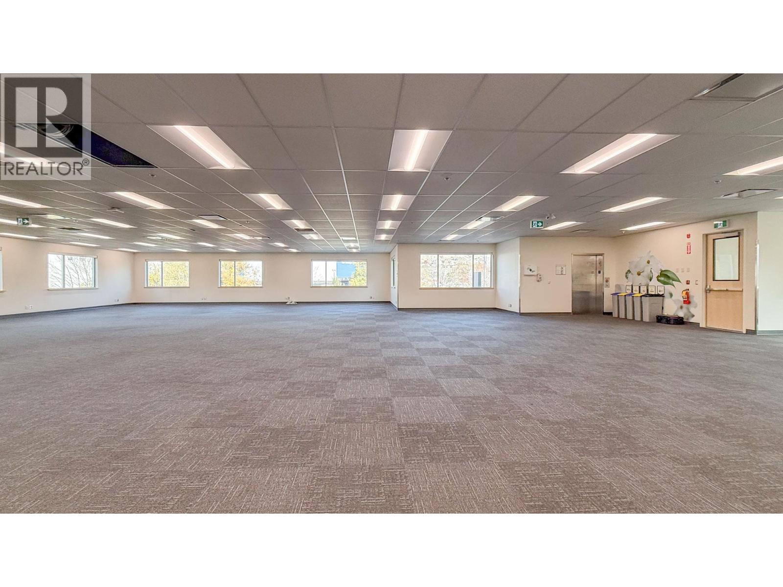 200 1090 Manhattan Drive, Kelowna