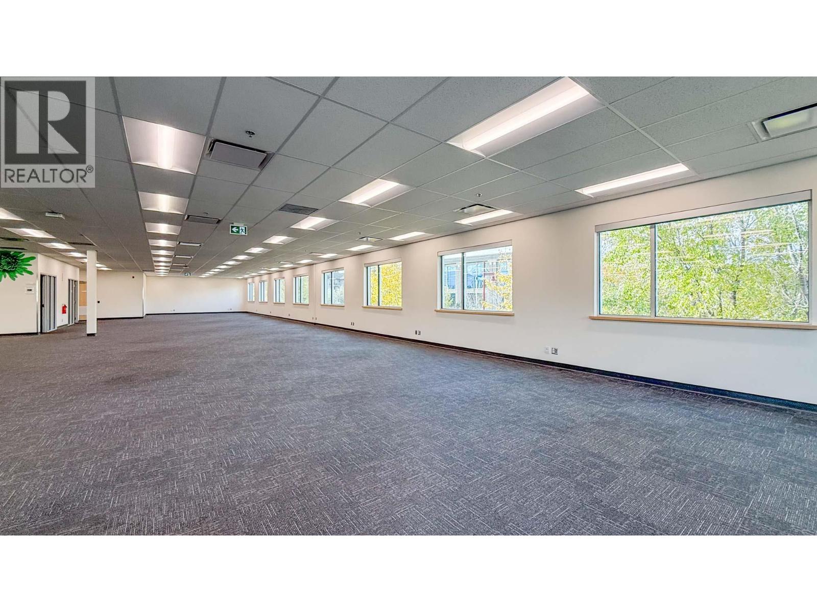 200 1090 Manhattan Drive, Kelowna