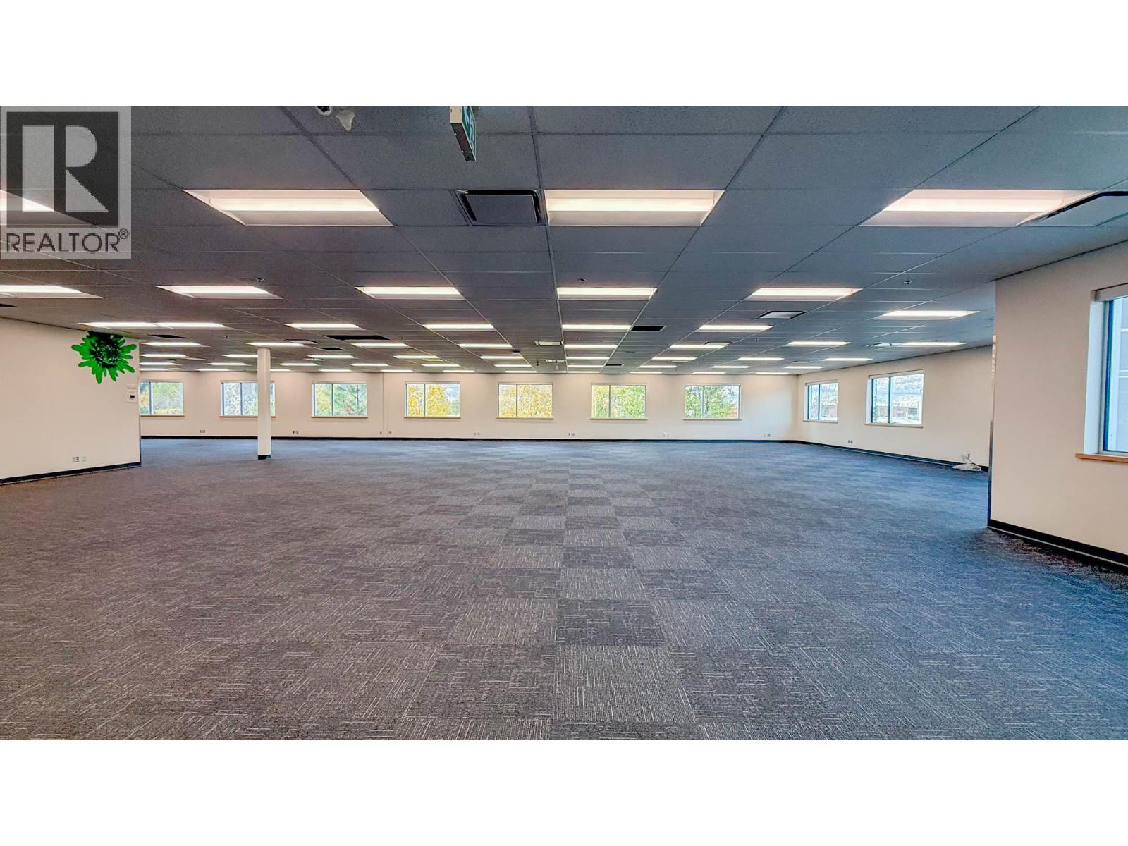 200 1090 Manhattan Drive, Kelowna