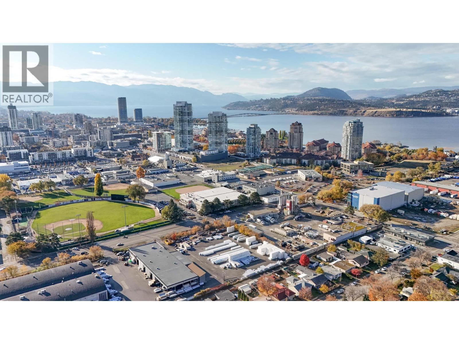 200 1090 Manhattan Drive, Kelowna