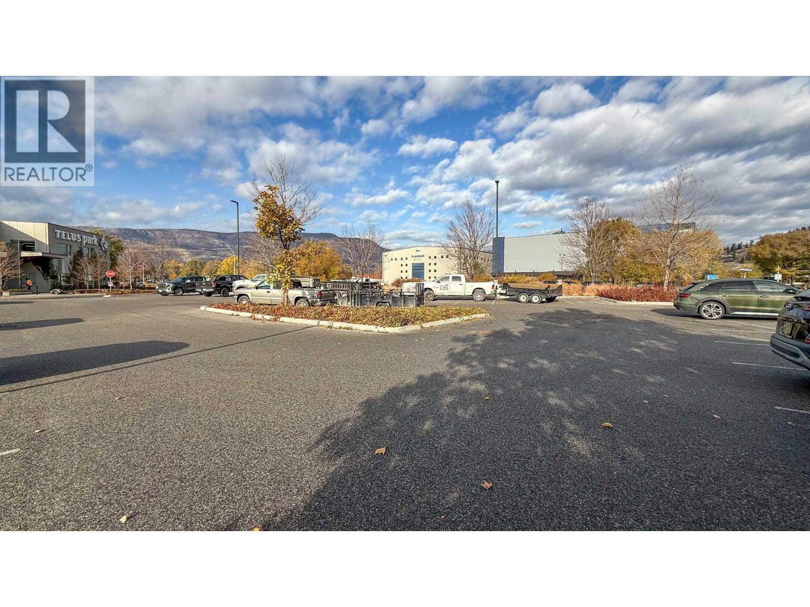 200 1090 Manhattan Drive, Kelowna