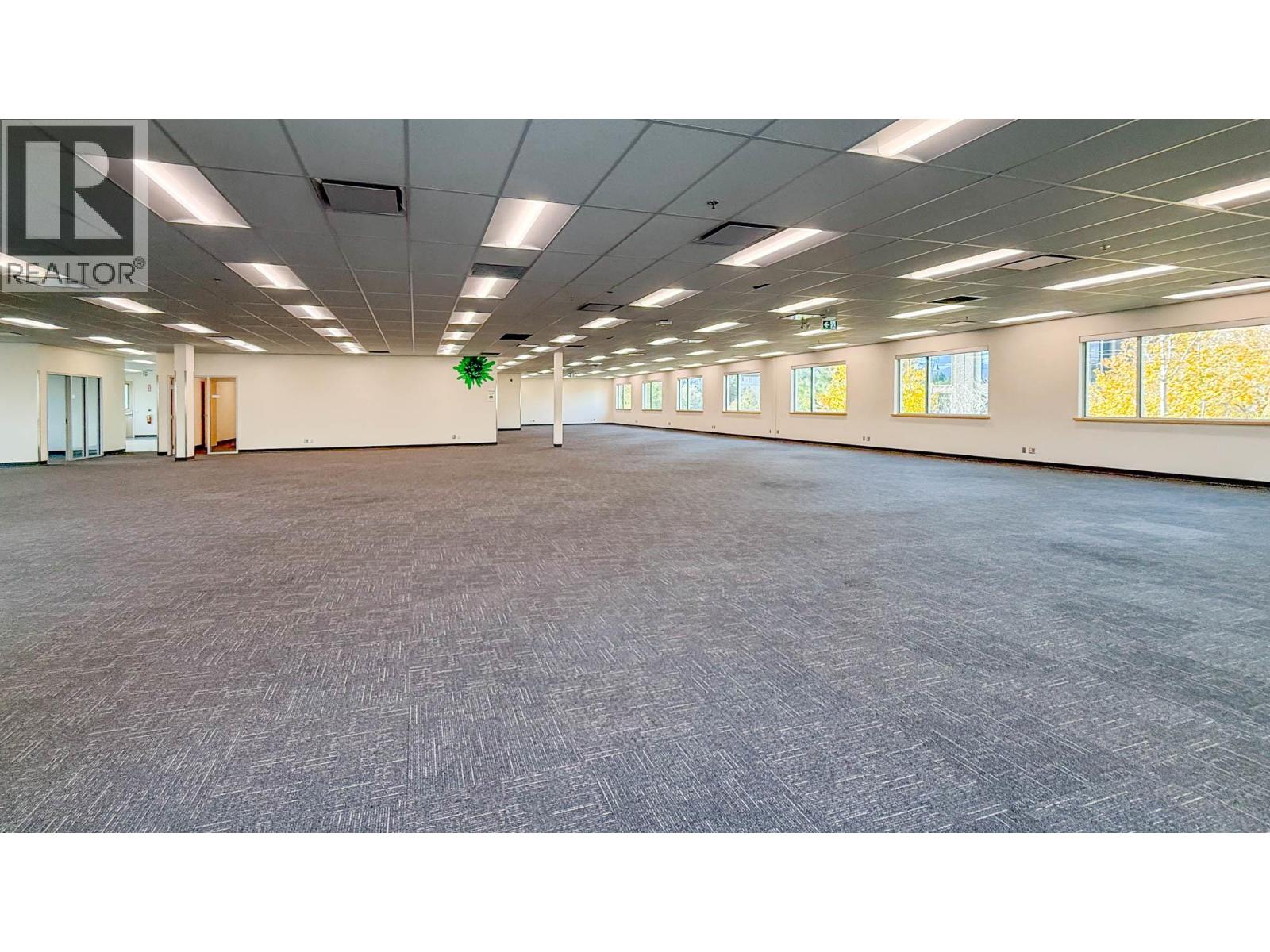 200 1090 Manhattan Drive, Kelowna