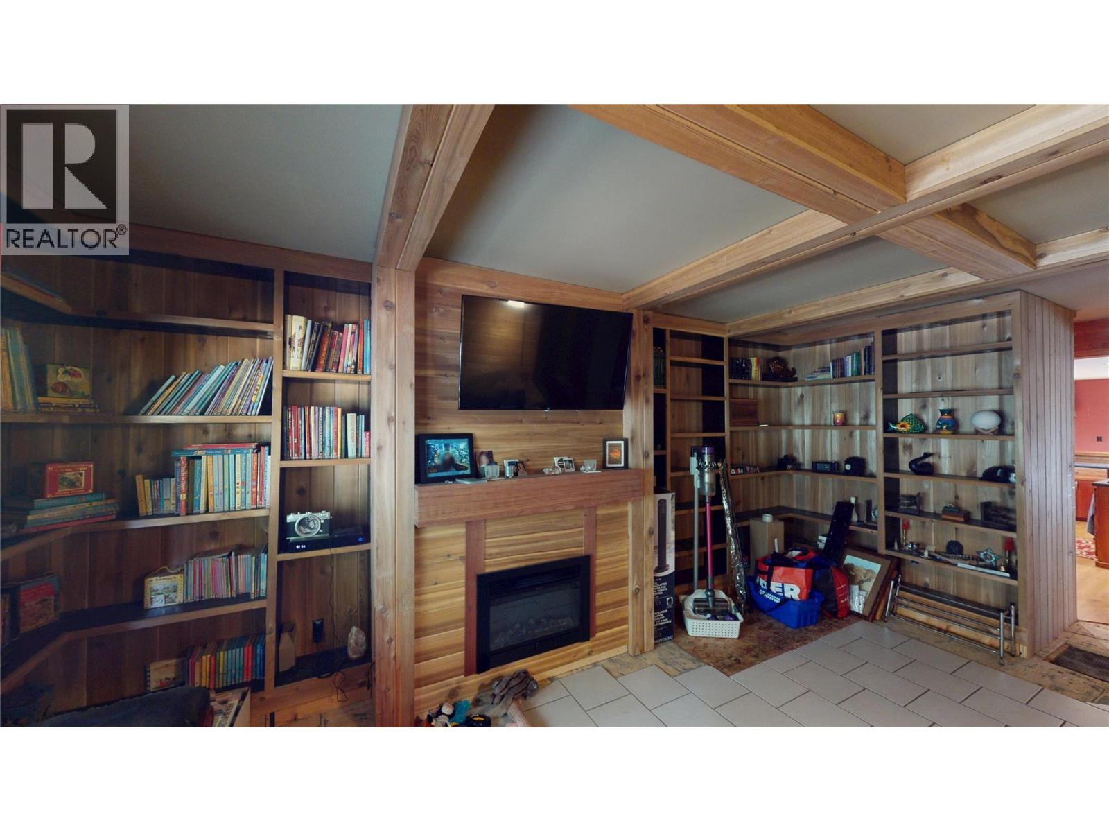 6228 Tamarack Road, Wasa