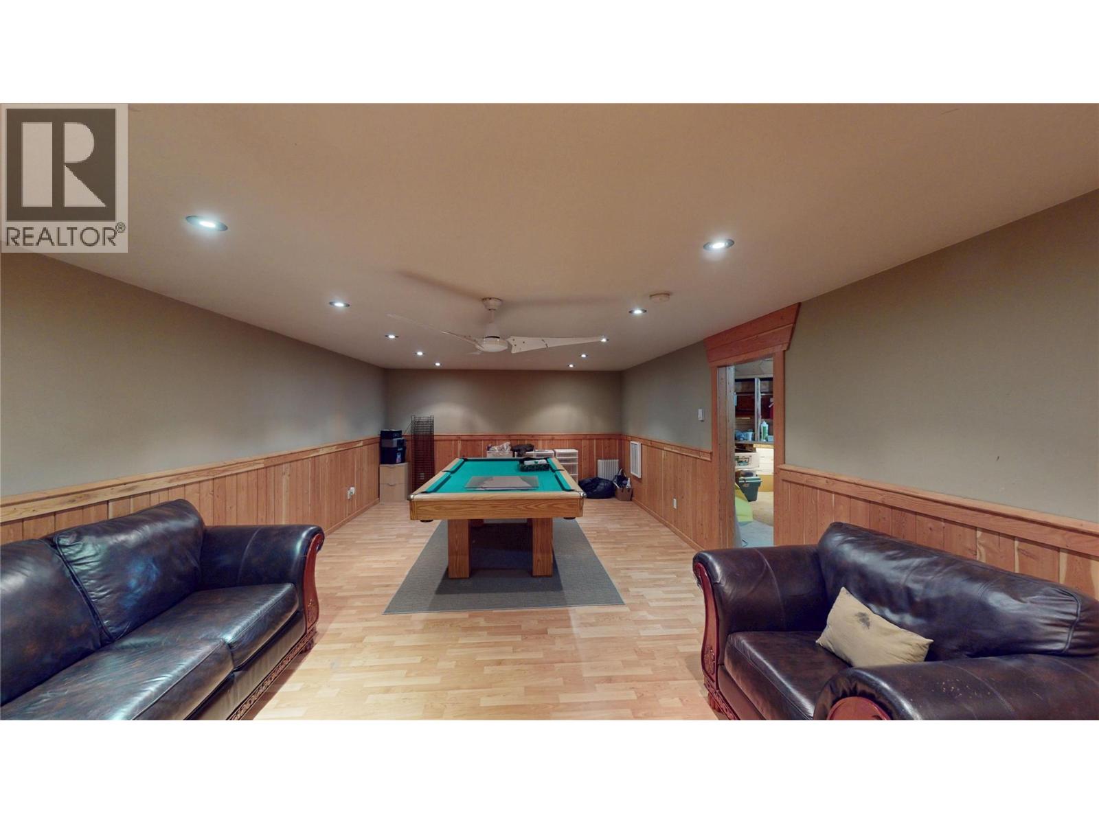 6228 Tamarack Road, Wasa