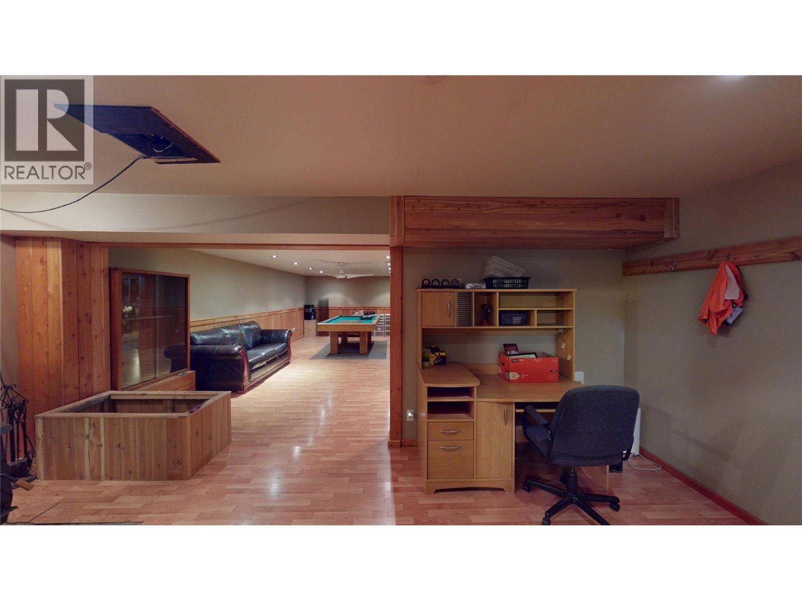 6228 Tamarack Road, Wasa