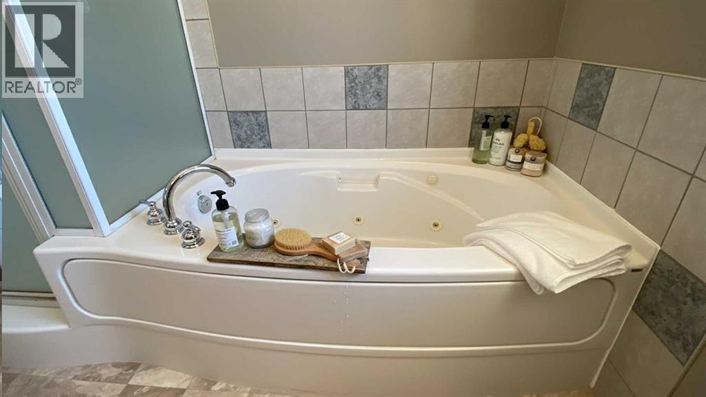 Single Family House for Sale in  Sierra Morena Landing SW Signal Hill Calgary 