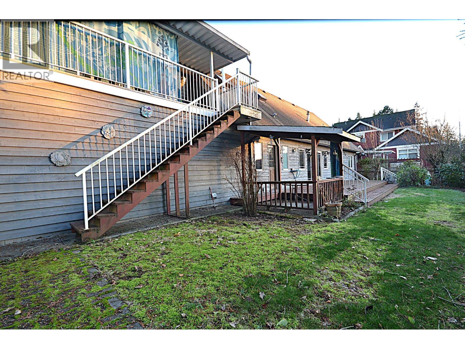 610 ROBINSON STREET, Coquitlam