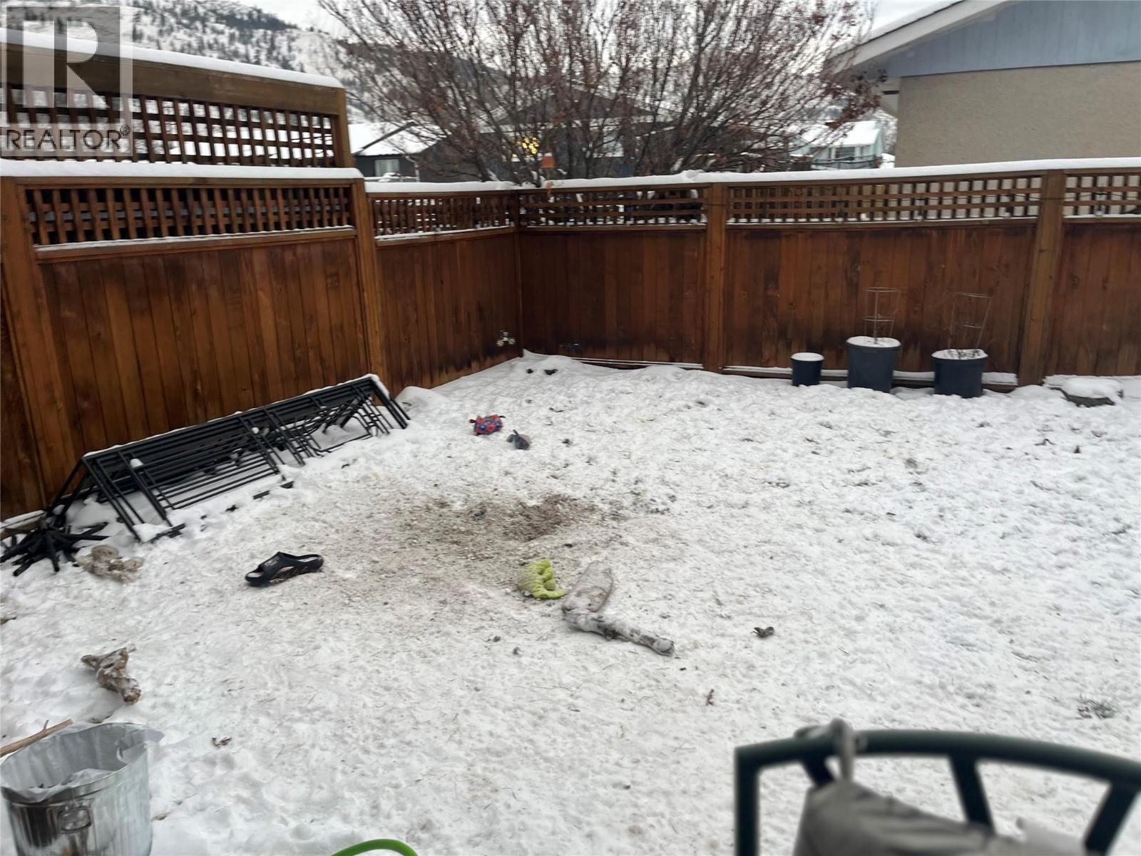 #8 3031 WESTSYDE ROAD - 10