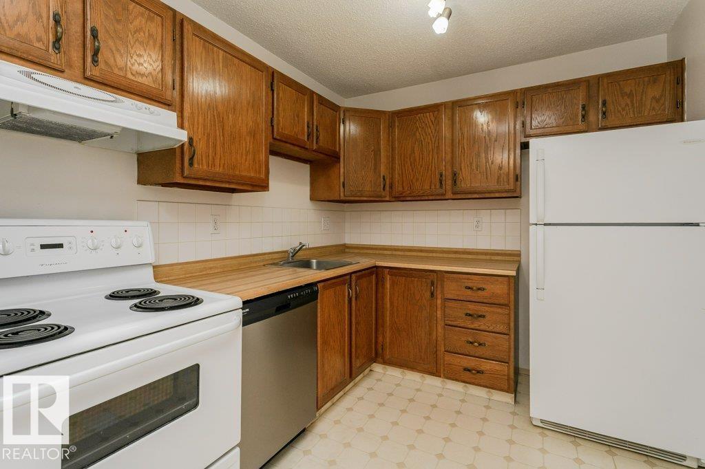 #202 340 WOODBRIDGE WY, Sherwood Park