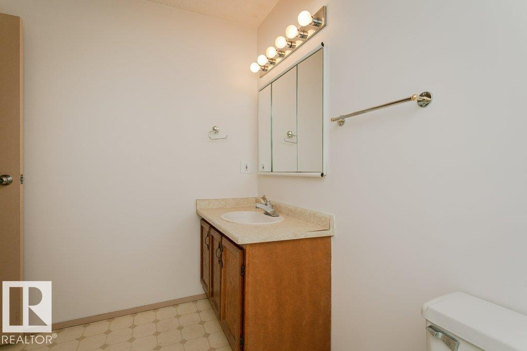 #202 340 WOODBRIDGE WY, Sherwood Park