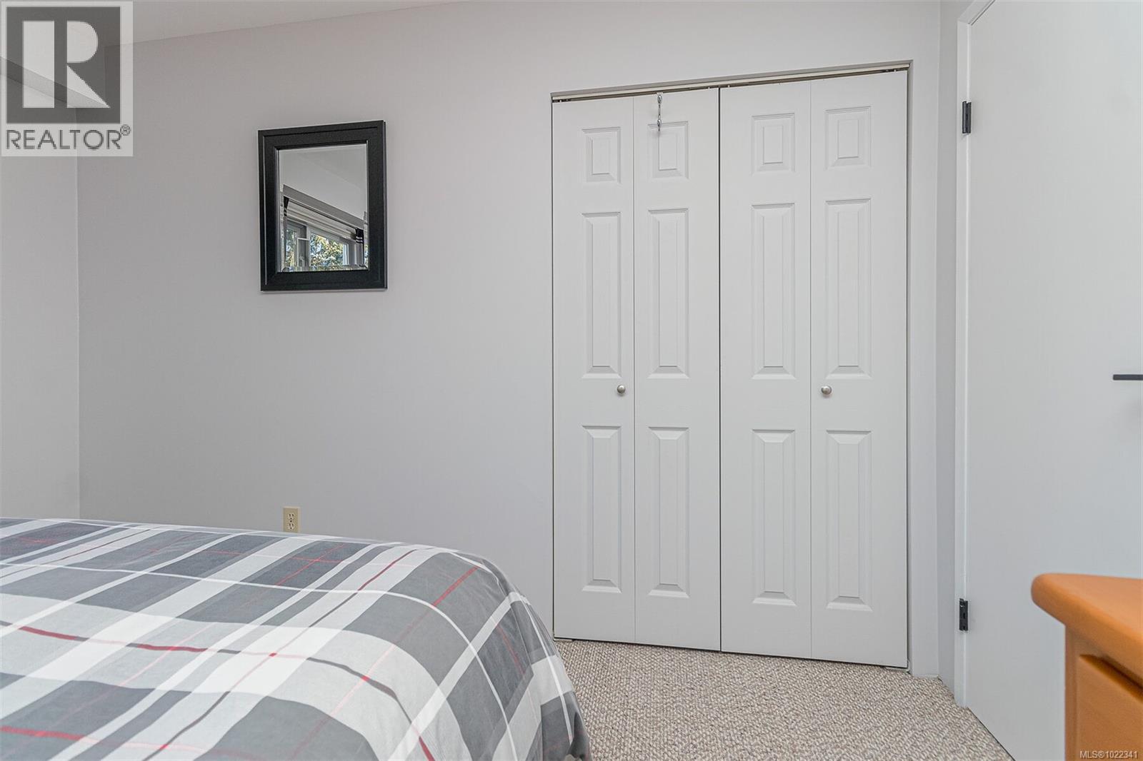 6627 Lakes Rd, Duncan