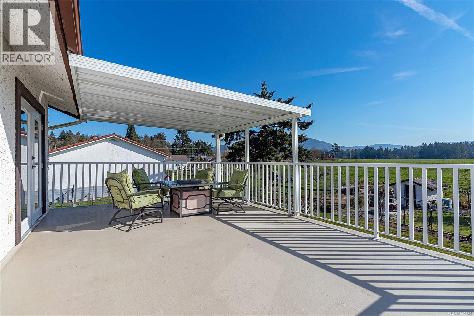 6627 Lakes Rd, Duncan