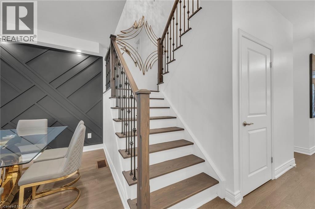 122 SHOREVIEW PLACE - 25