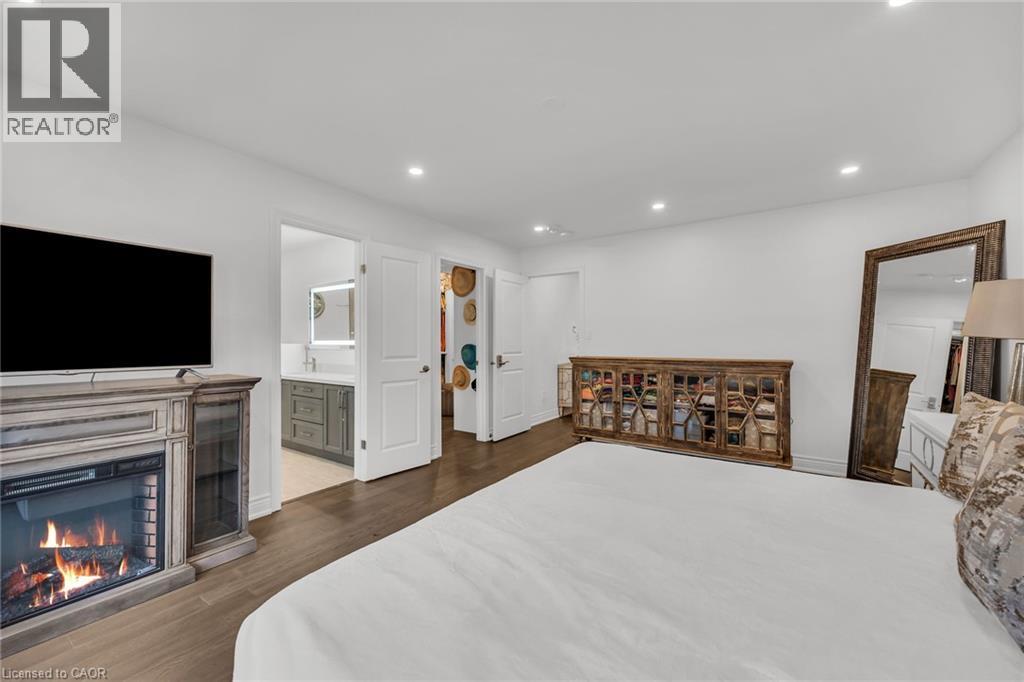 122 SHOREVIEW PLACE - 31
