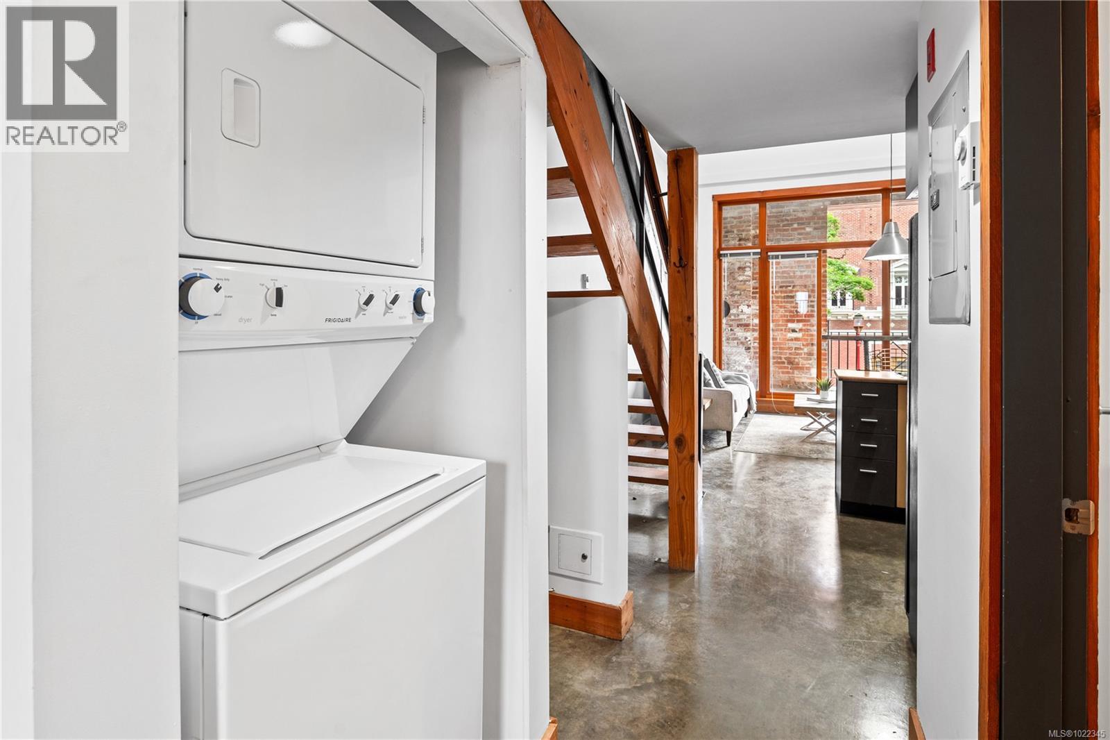 204 588 Pandora Avenue, Victoria