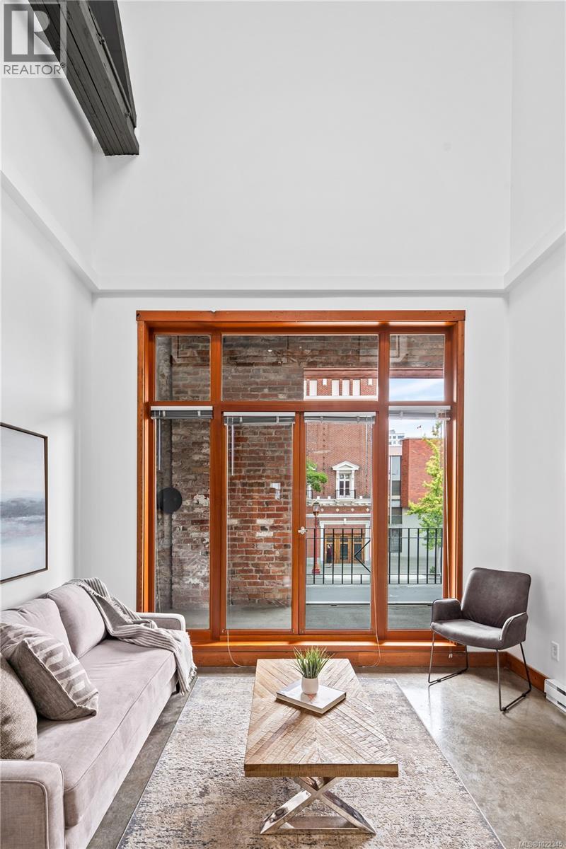 204 588 Pandora Avenue, Victoria