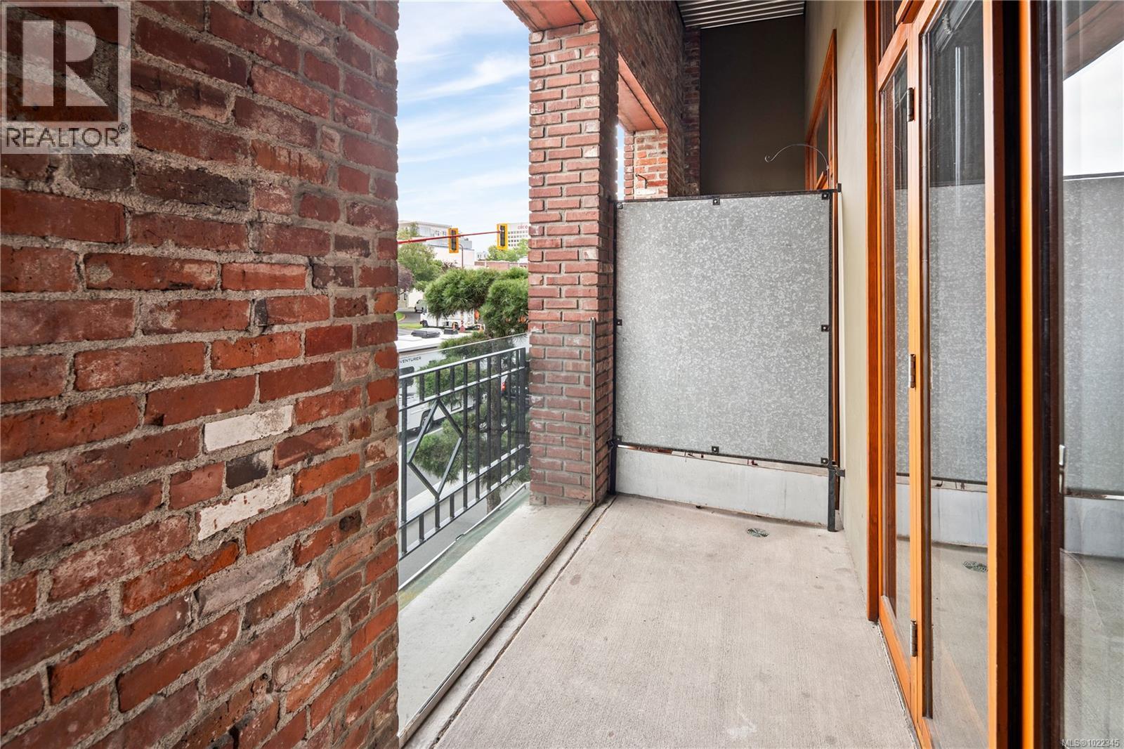 204 588 Pandora Avenue, Victoria