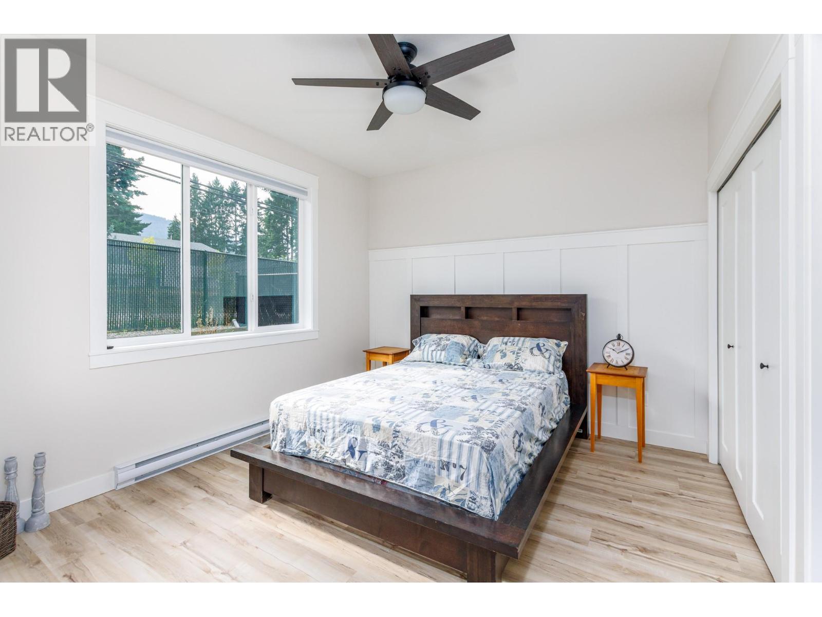  2374 6 Avenue Southeast, Salmon Arm