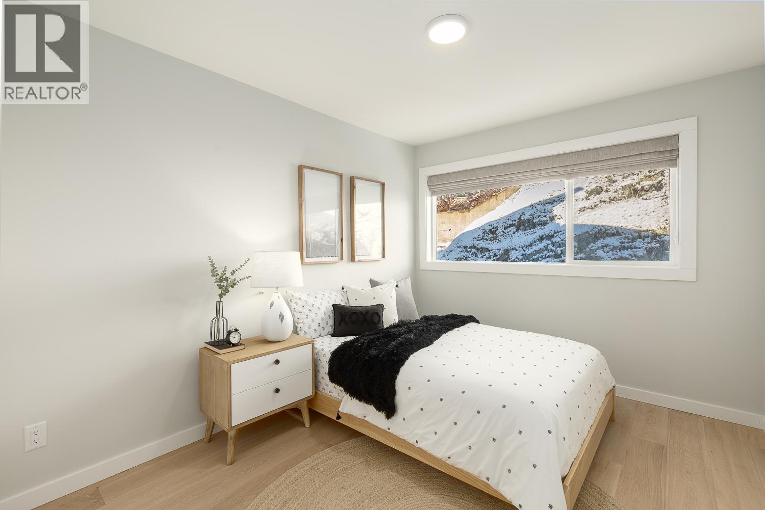 41324 HORIZON DRIVE, Squamish