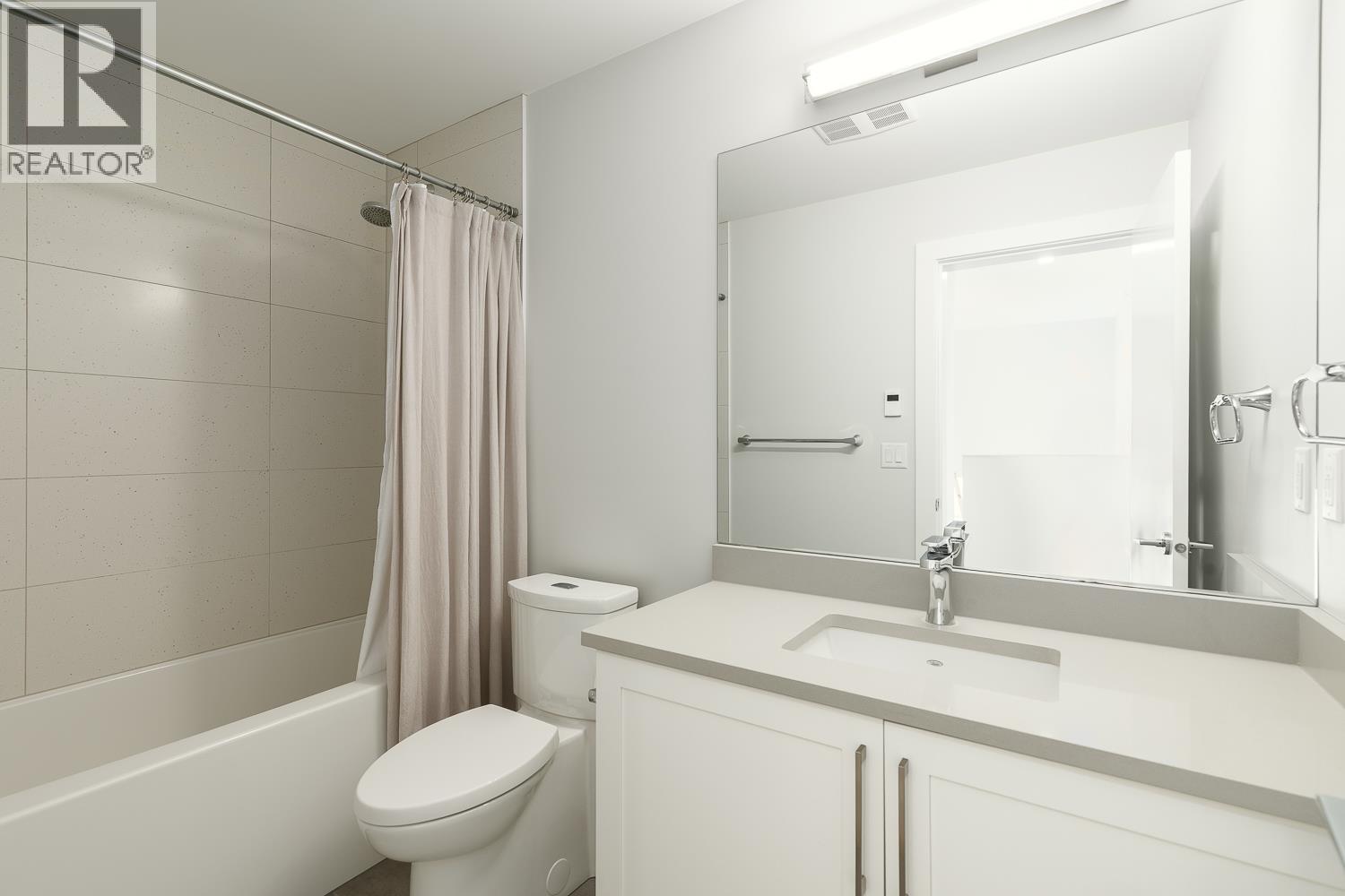 41324 HORIZON DRIVE, Squamish