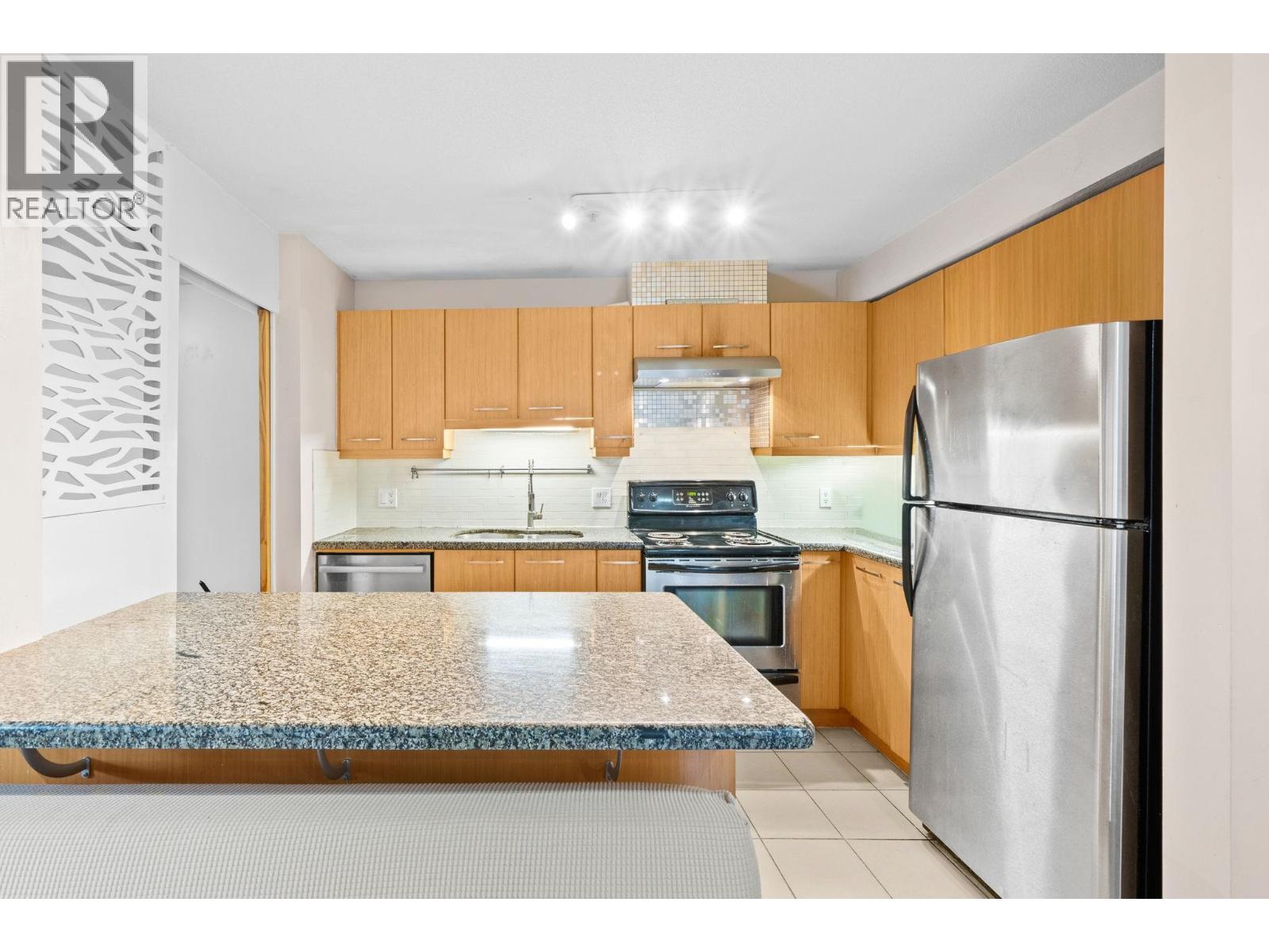 104 4155 CENTRAL BOULEVARD, Burnaby