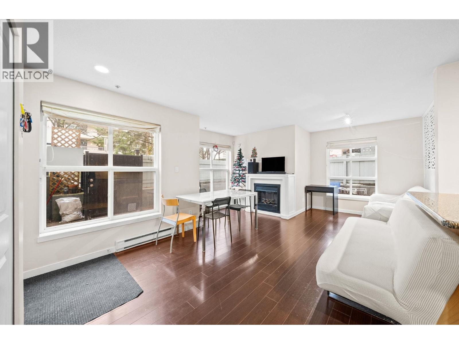 104 4155 CENTRAL BOULEVARD, Burnaby