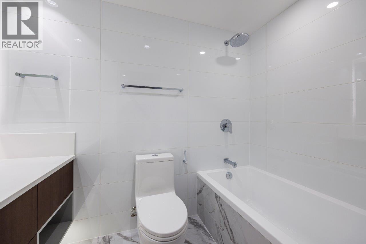 1008 1632 LIONS GATE LANE, North Vancouver