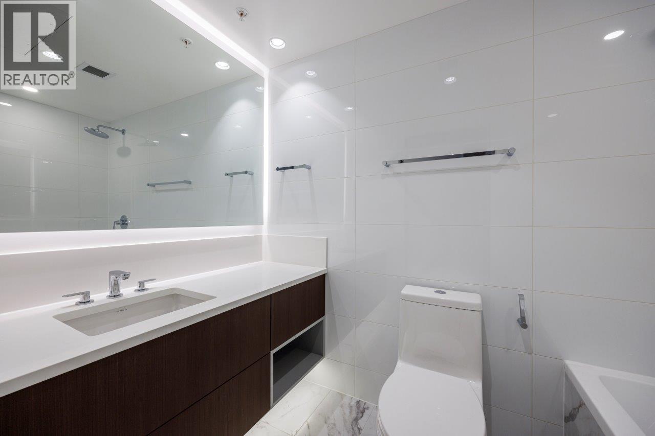 1008 1632 LIONS GATE LANE, North Vancouver